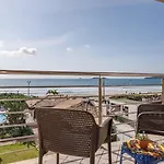 Aptos Pe Na Areia